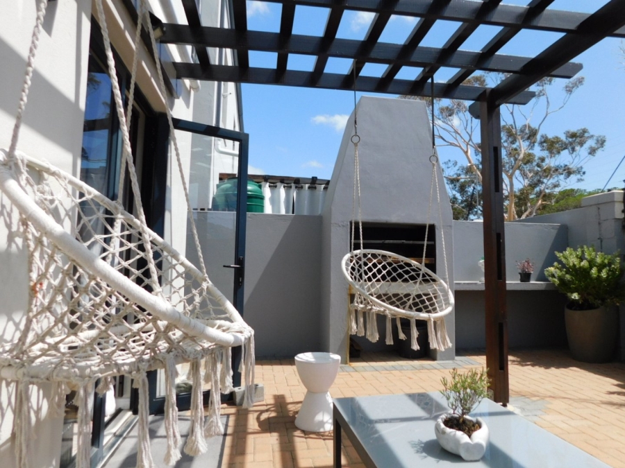 3 Bedroom Property for Sale in Onverwacht Western Cape